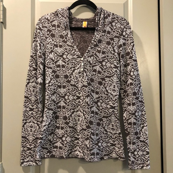 Lucy Tops - Lucy | Gray Brown Printed Thermal Hoodie